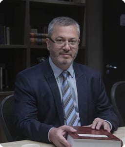 Fábio Medina Osório, president of IIEDE logo