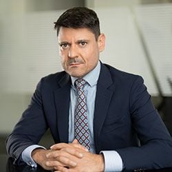 Rastko Petaković, Senior Partner logo